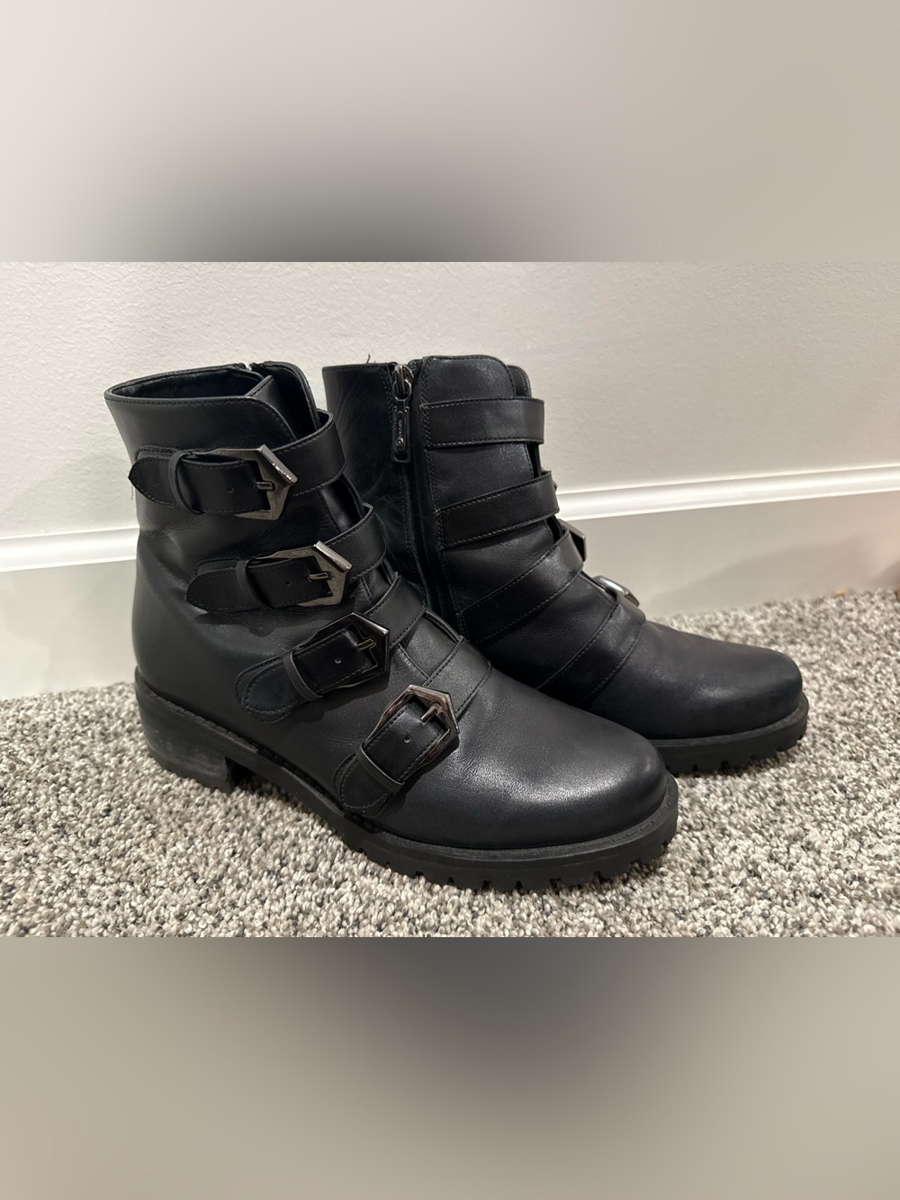 Blondo women's black leather boots, size 8